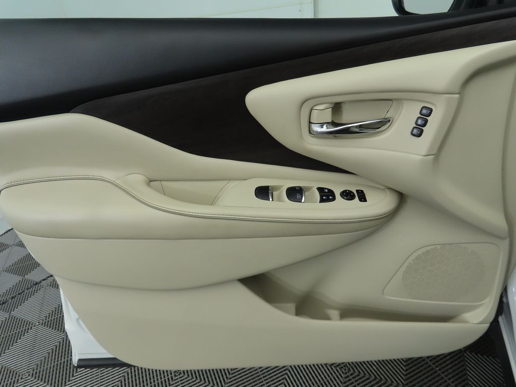 2019 Nissan Murano Platinum 25