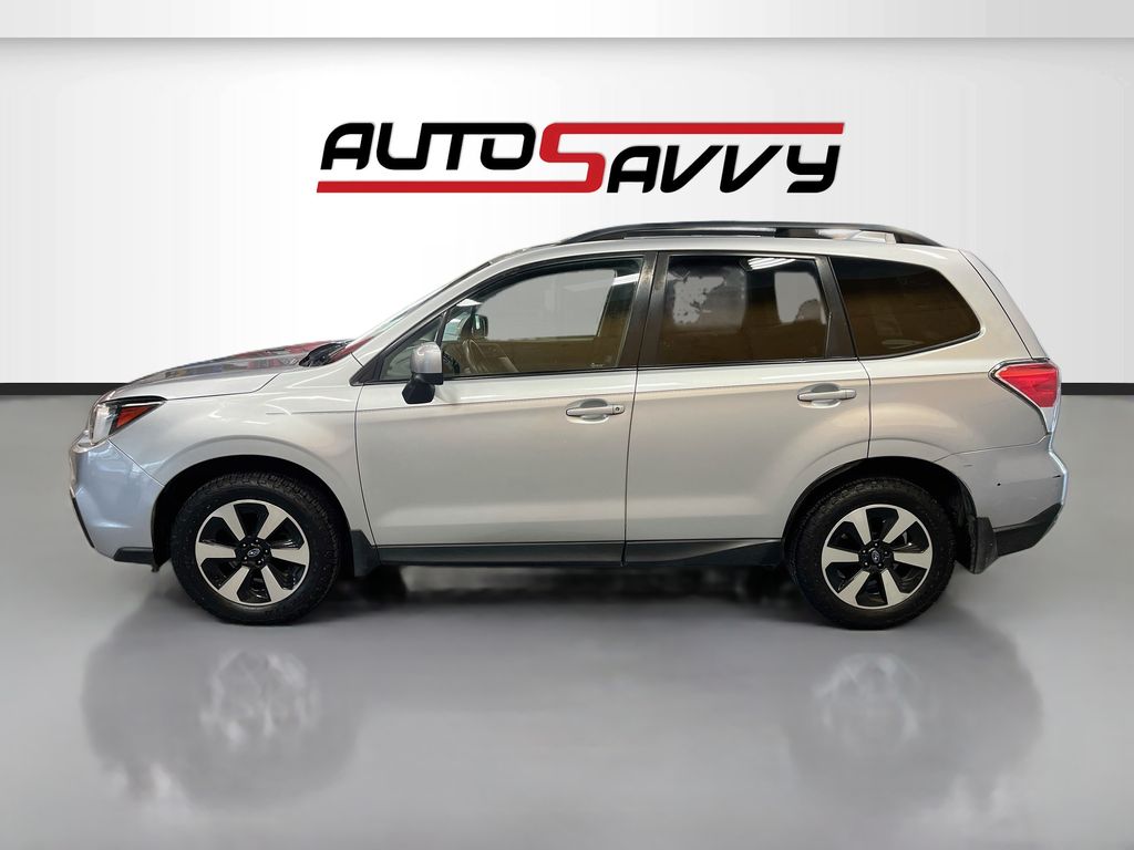 Used 2018 Ice Silver Metallic Subaru 2.5i Premium image 4