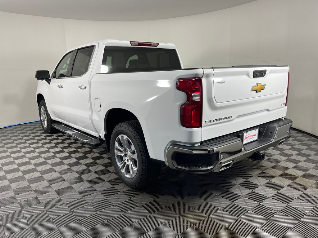 Thumbnail: 2026 Chevrolet Silverado 1500 - 3