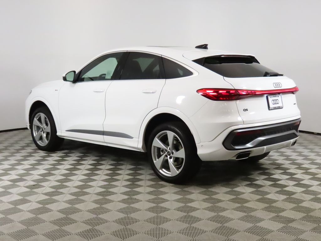 Thumbnail: 2025 Audi Q5 - 3