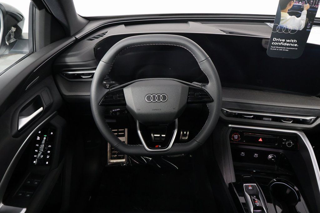 Thumbnail: 2026 Audi SQ5 - 3