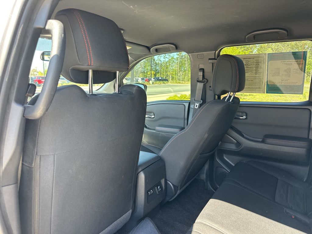 2023 Glacier White Nissan Frontier PRO-X RWD Truck