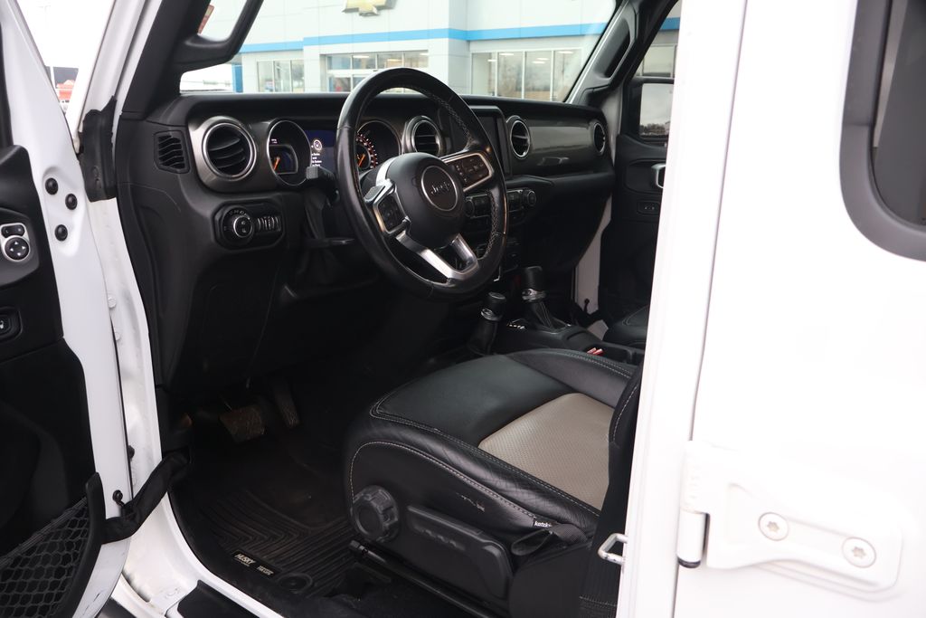 Thumbnail: 2020 Jeep Gladiator - 11