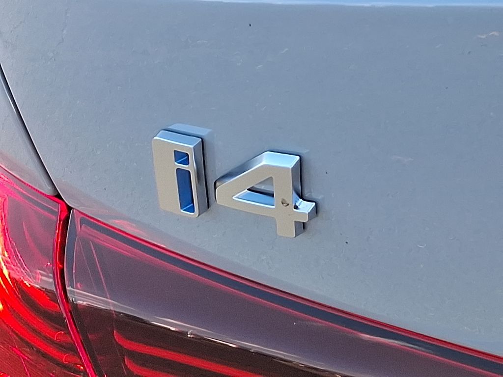 Thumbnail: 2025 BMW i4 - 11