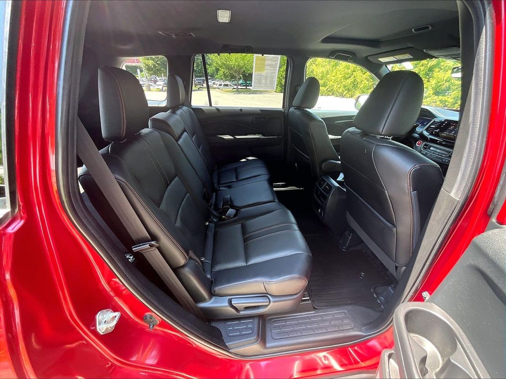 2023 Honda Passport — photo 16