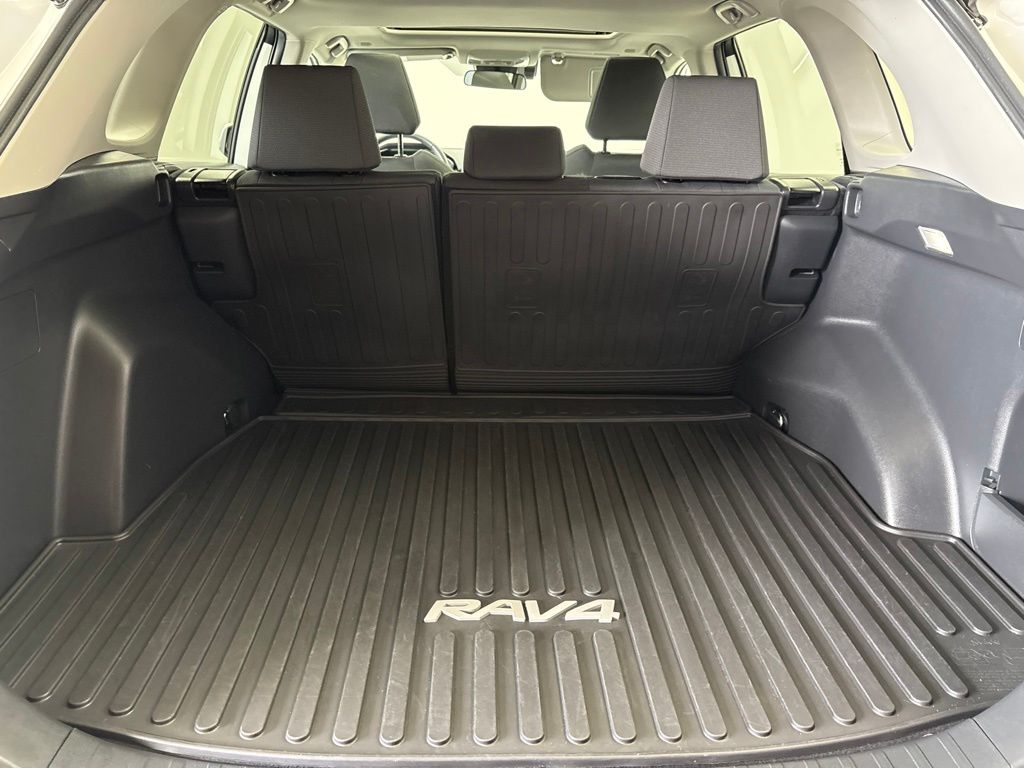 Thumbnail: 2024 Toyota RAV4 - 22