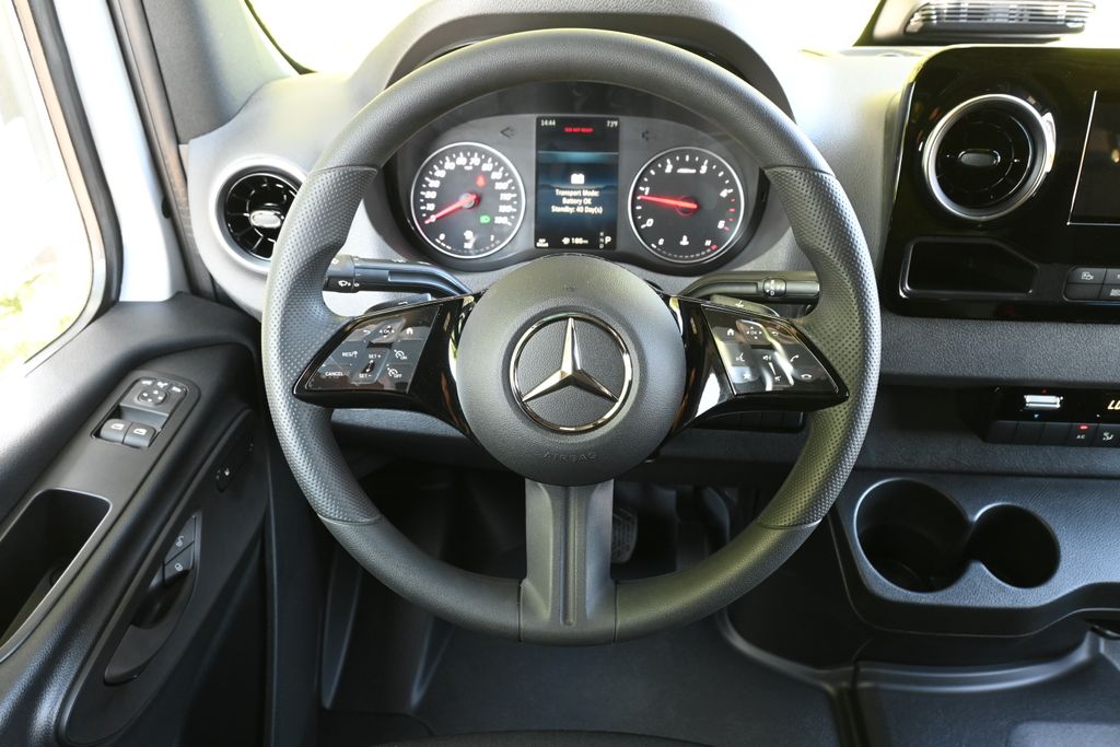 2025 Mercedes-Benz Sprinter 2500 20