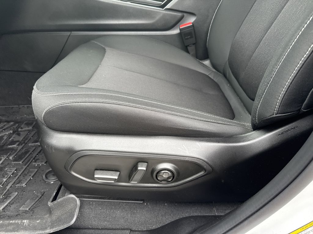 2025 Jeep Grand Cherokee L Laredo White at Classic Elite Chevrolet Sugar Land