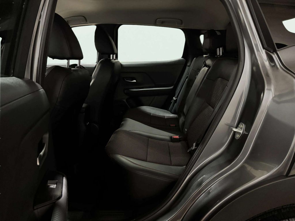Certified Used 2025 Gun Metallic Nissan SR image 25
