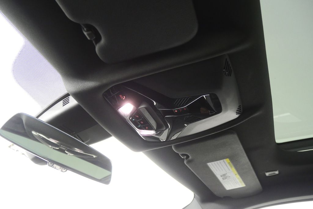 Thumbnail: 2021 BMW 2 Series - 22