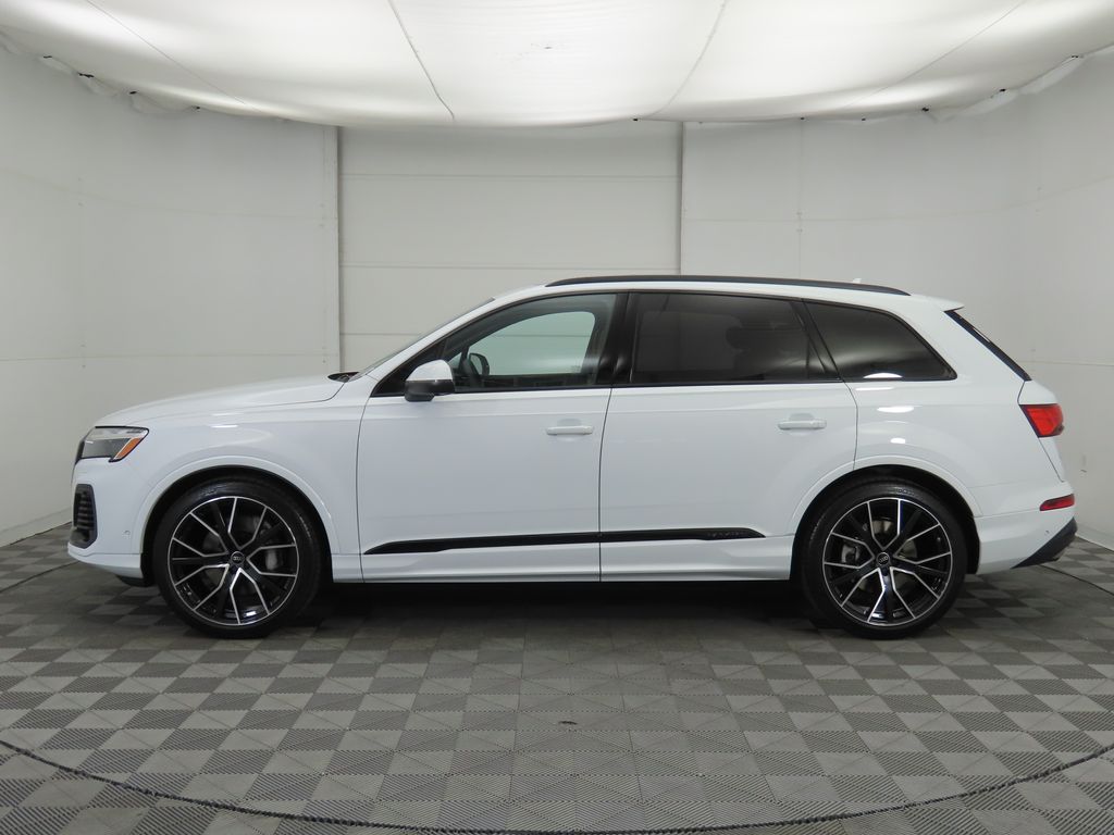 Thumbnail: 2025 Audi Q7 - 8