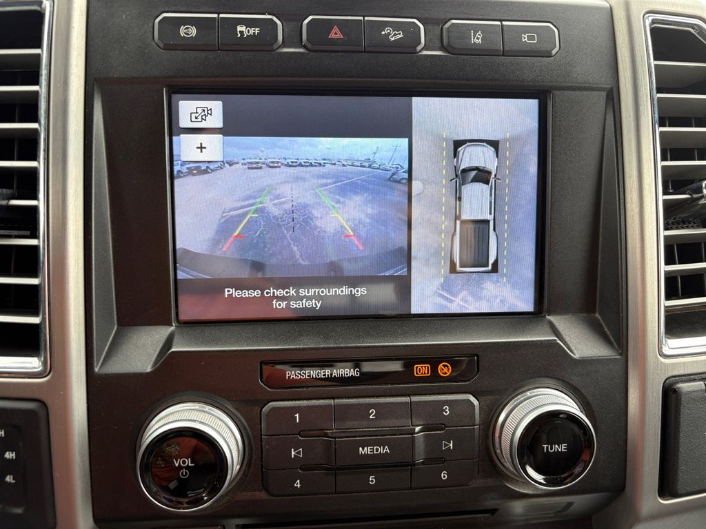 Used Car 2017 Ford F-350sd  Platinum For Sale Under $60,000 In Floresville, Texas