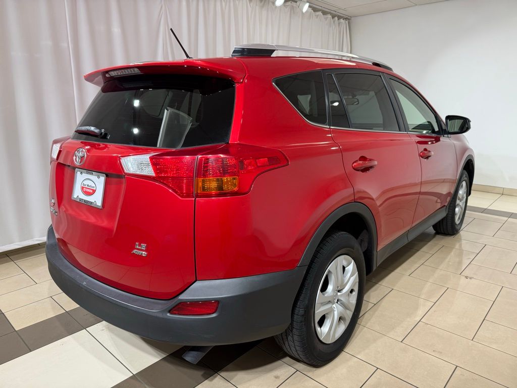Thumbnail: 2015 Toyota RAV4 - 5