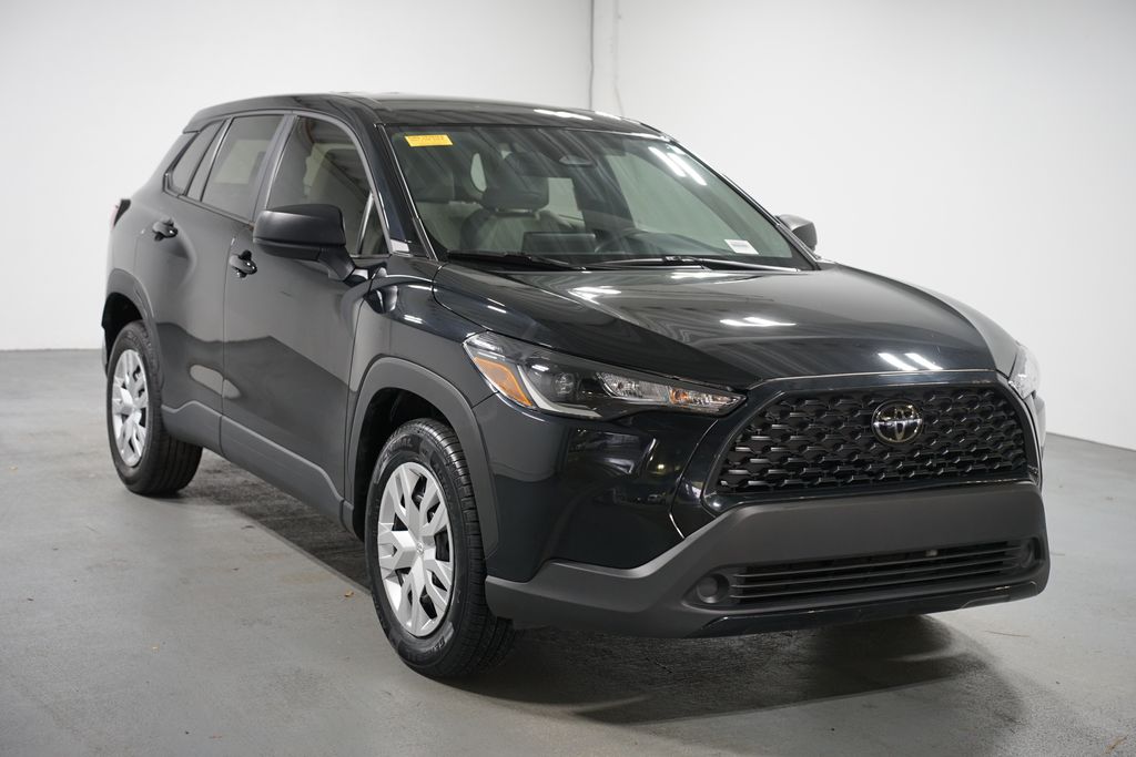 Thumbnail: 2025 Toyota Corolla Cross - 4