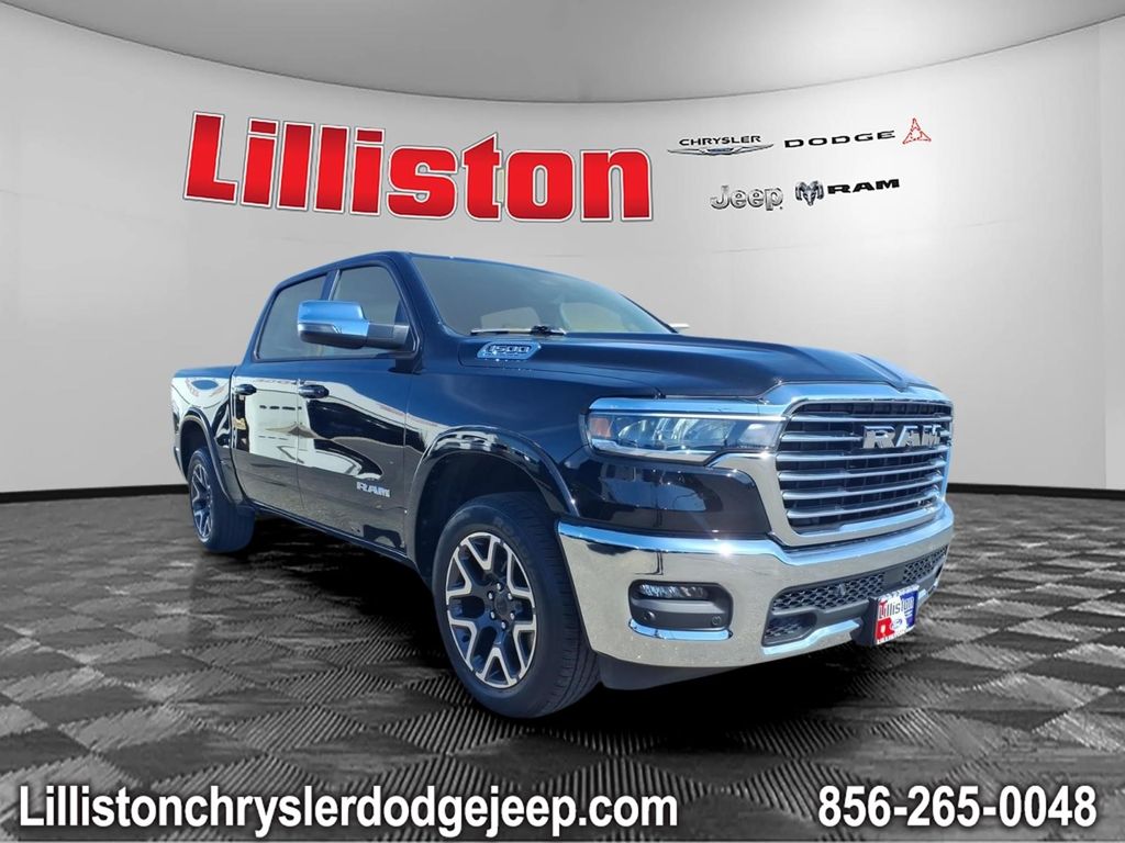 2026 RAM 1500 Laramie Crew Cab 4WD