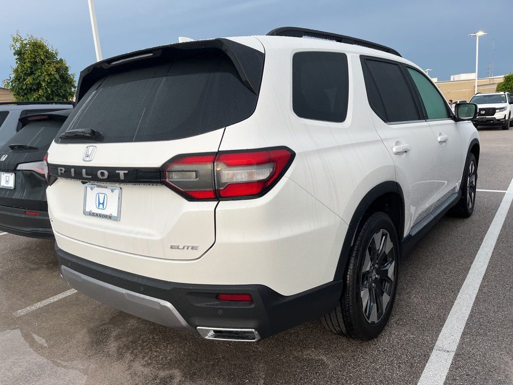 Thumbnail: 2026 Honda Pilot - 3