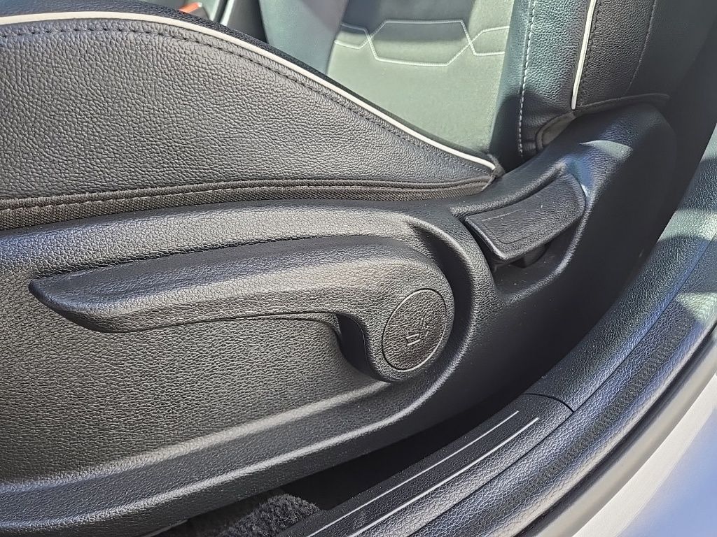 Used 2023 Gray Kia GT-Line image 17