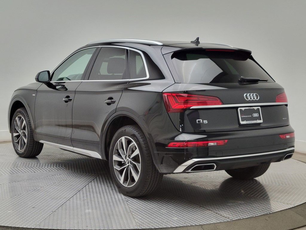 Thumbnail: 2023 Audi Q5 - 4