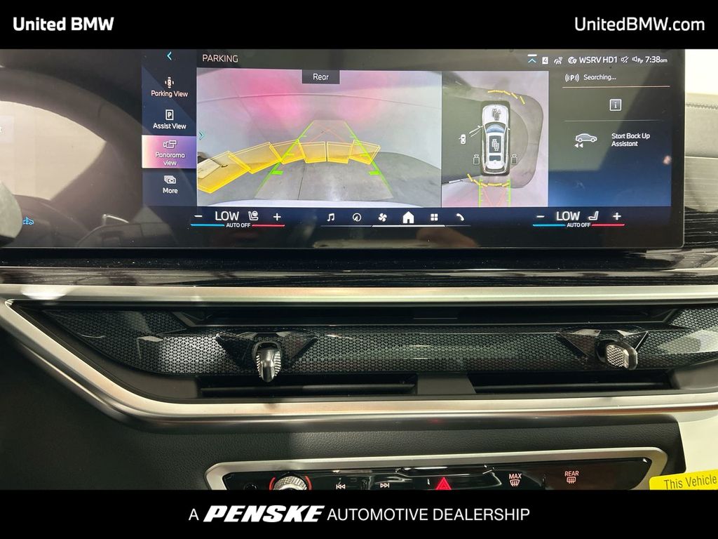 Thumbnail: 2026 BMW X7 - 17