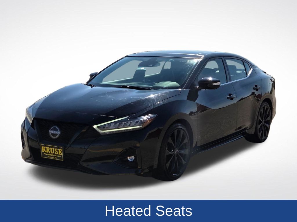 2023 Nissan Maxima SR