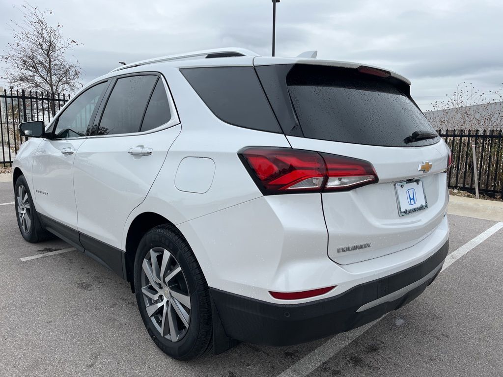 Thumbnail: 2022 Chevrolet Equinox - 6