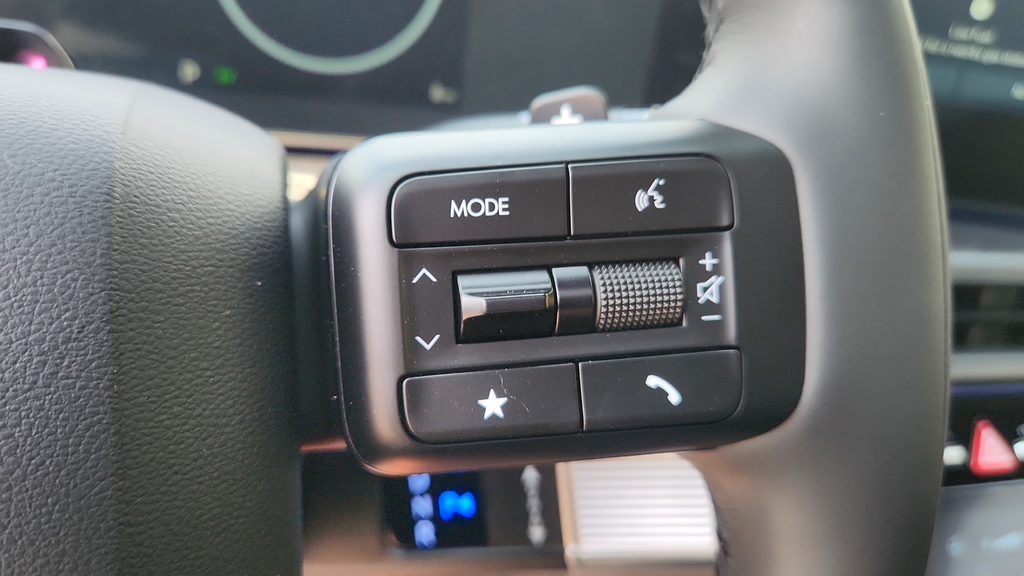 2025 Hyundai Santa Fe Hybrid