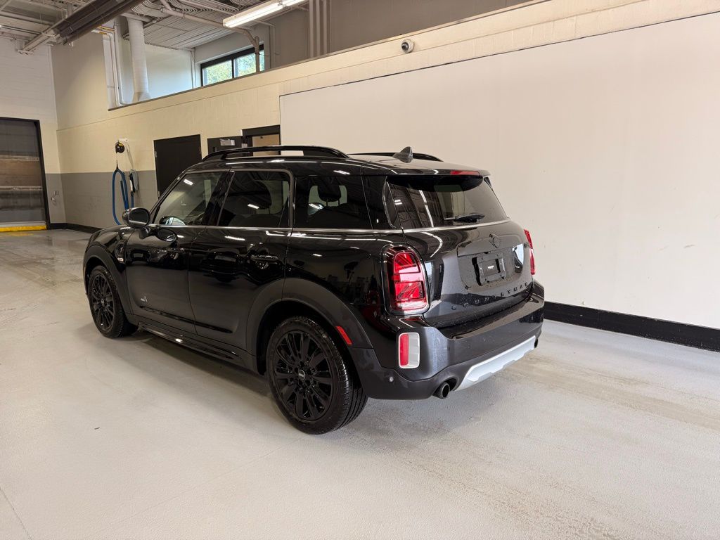 Thumbnail: 2022 MINI Cooper Countryman - 3