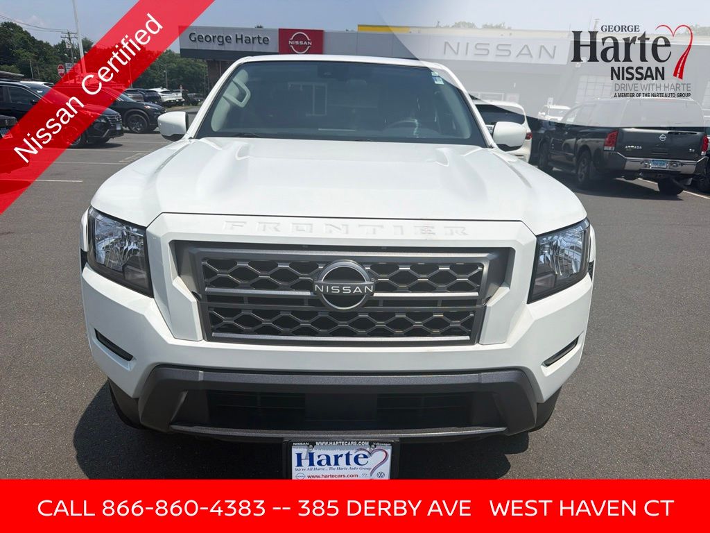 2024 Nissan Frontier SV