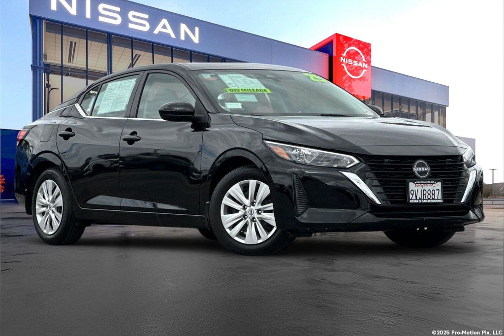 2025 Nissan Sentra S CVT's photo