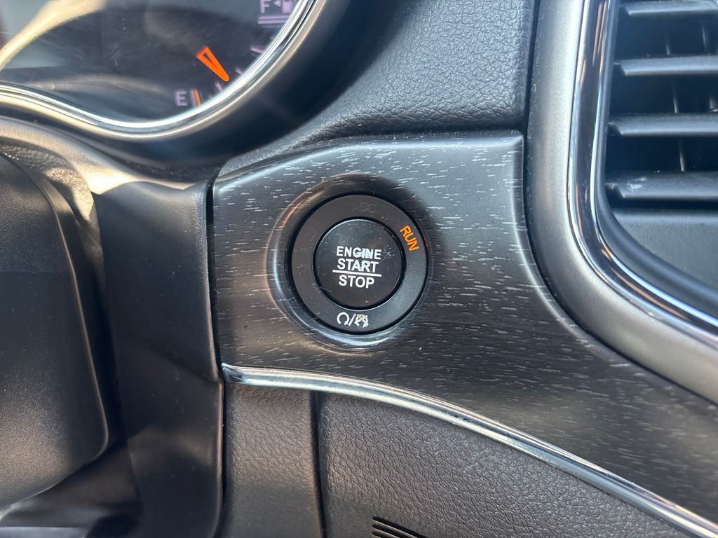 Used 2018 Jeep Grand Cherokee SUV