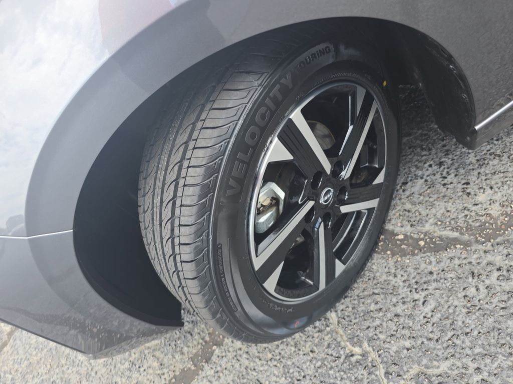 Used 2025 Nissan Sentra Sedan
