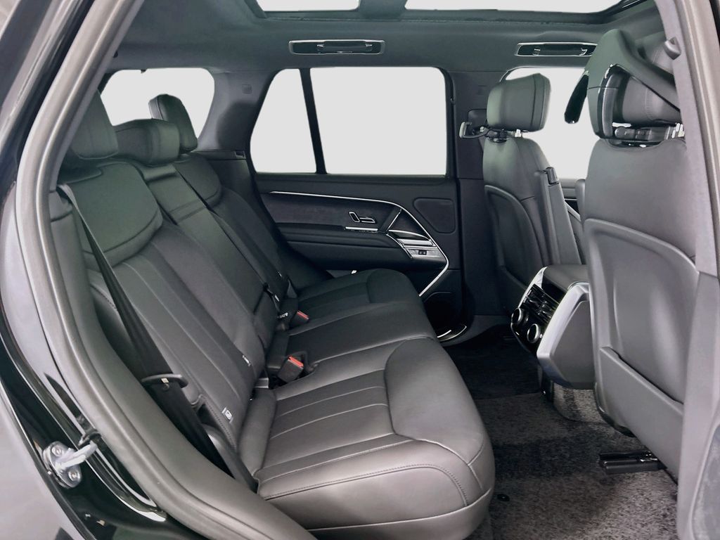 Thumbnail: 2026 Land Rover Range Rover - 21