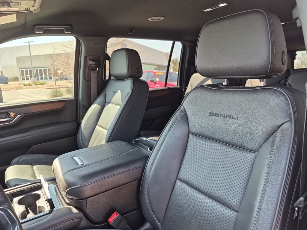 Used Car 2025 Gmc Yukon Xl  Denali For Sale Under $70,000 In Austin, Texas