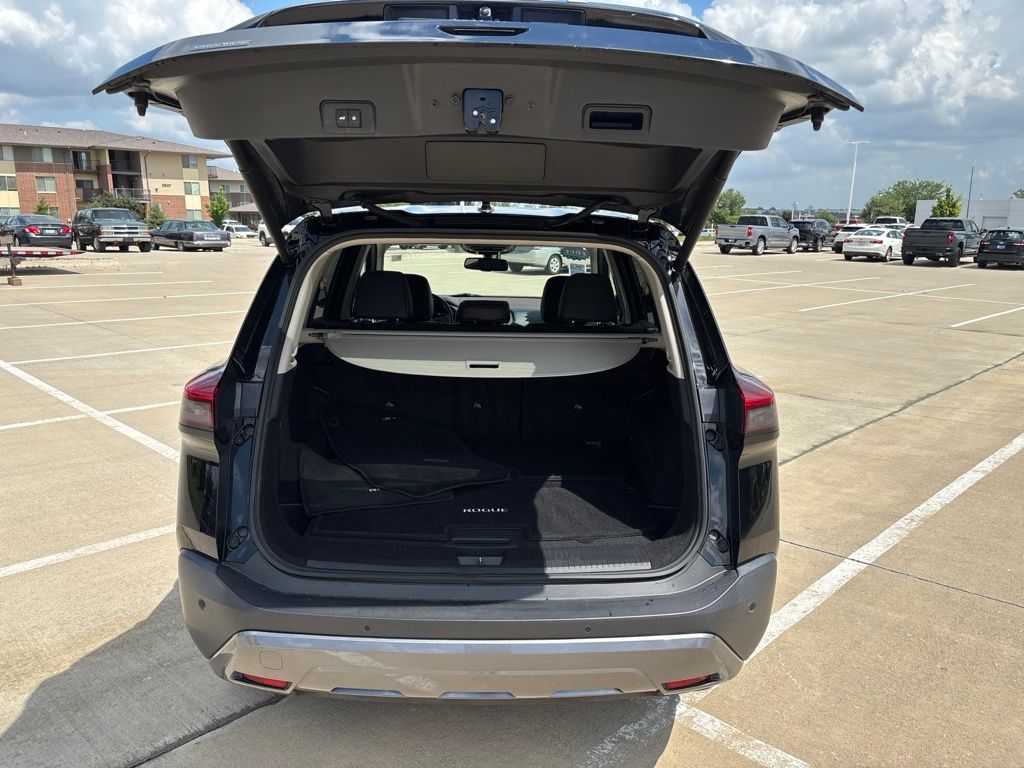 Used 2023 Nissan Rogue SUV
