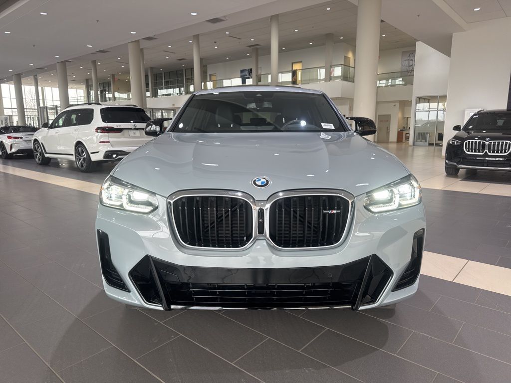 Thumbnail: 2025 BMW X4 - 2