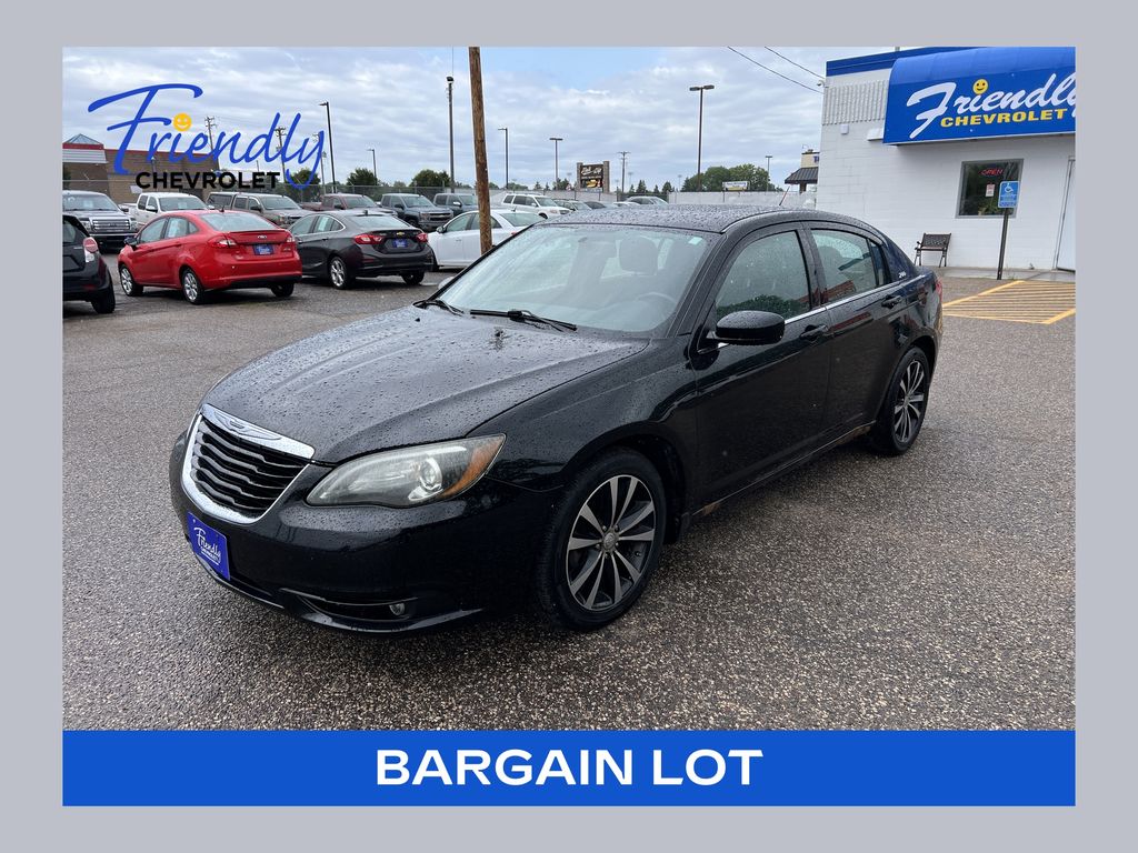 2011 Chrysler 200 S Sedan FWD