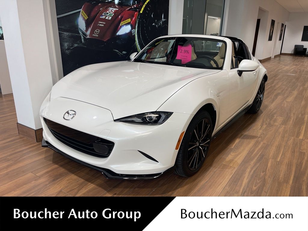 5台中の2台 未使用 NUSRATS 自動＆手動兼用 キャッシュドロア 白 小型 New 2026 Mazda MX-5 Miata RF Grand Touring 2D Convertible in