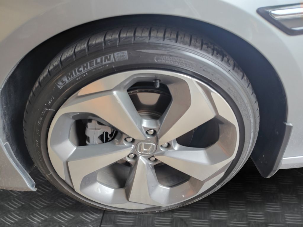 Used Car 2018 Honda Accord  Touring 2.0t For Sale Under $25,000 In Austin, Texas