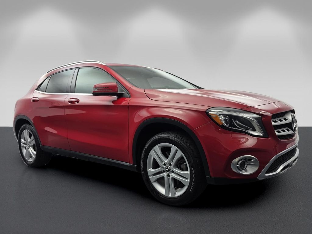 Jupiter Red 2020 Mercedes-Benz GLA 250 FWD SUV / Crossover Front-Wheel Drive 7-Speed Automatic