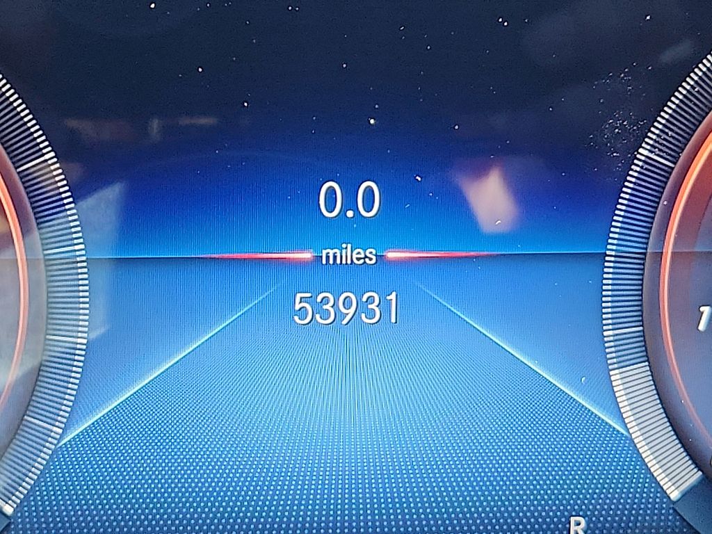 Thumbnail: 2021 Mercedes-Benz GLE - 21