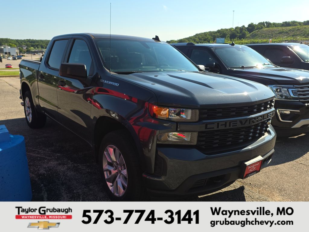 Shadow Gray Metallic 2019 Chevrolet Silverado 1500 Pickup Truck Four-Wheel Drive 6-Speed Automatic Overdrive