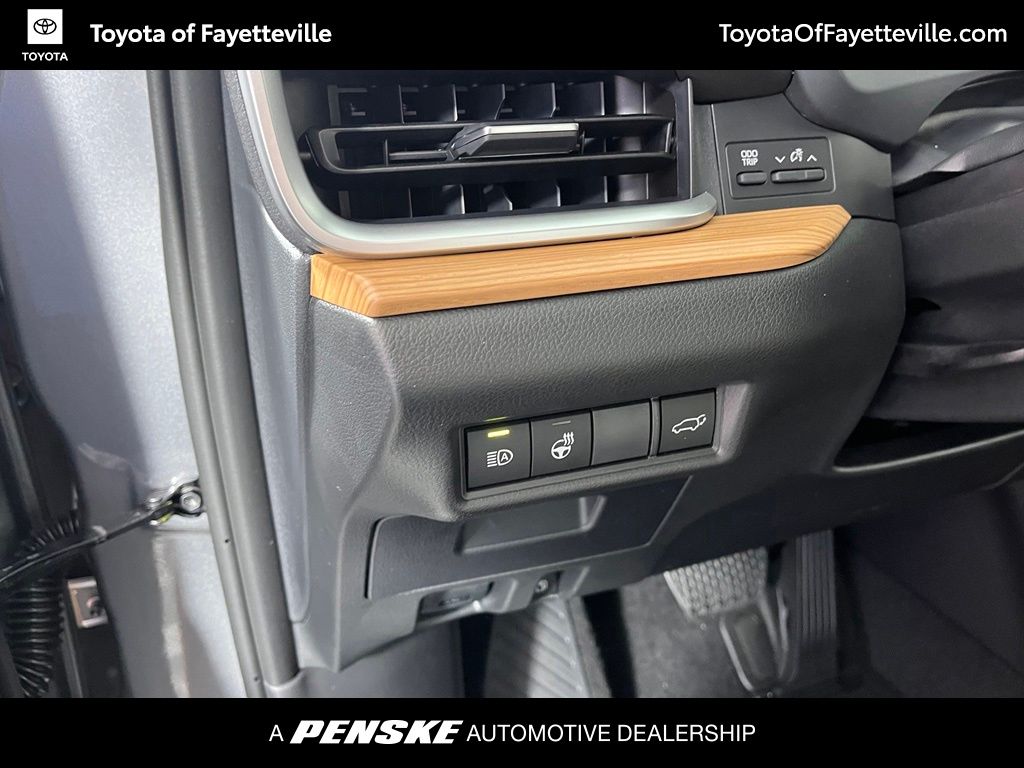 Thumbnail: 2026 Toyota Grand Highlander - 29