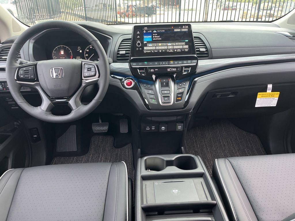 Thumbnail: 2026 Honda Odyssey - 9