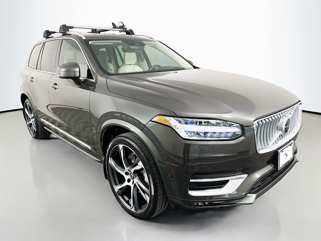 Thumbnail: 2022 Volvo XC90 - 3