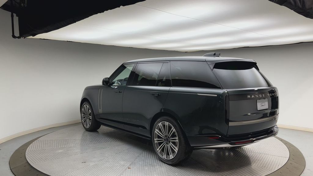 Thumbnail: 2026 Land Rover Range Rover - 4