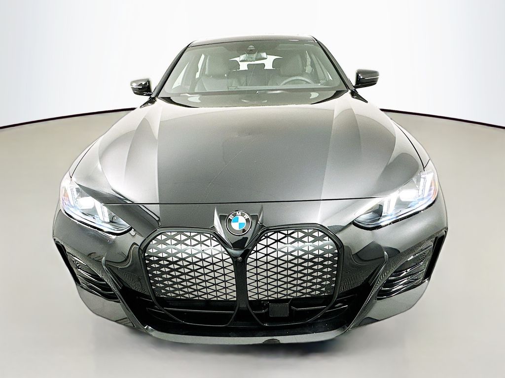 Thumbnail: 2026 BMW i4 - 2