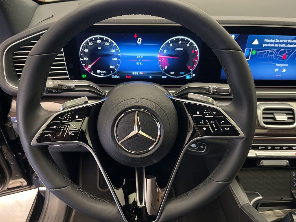 Thumbnail: 2025 Mercedes-Benz GLE - 14