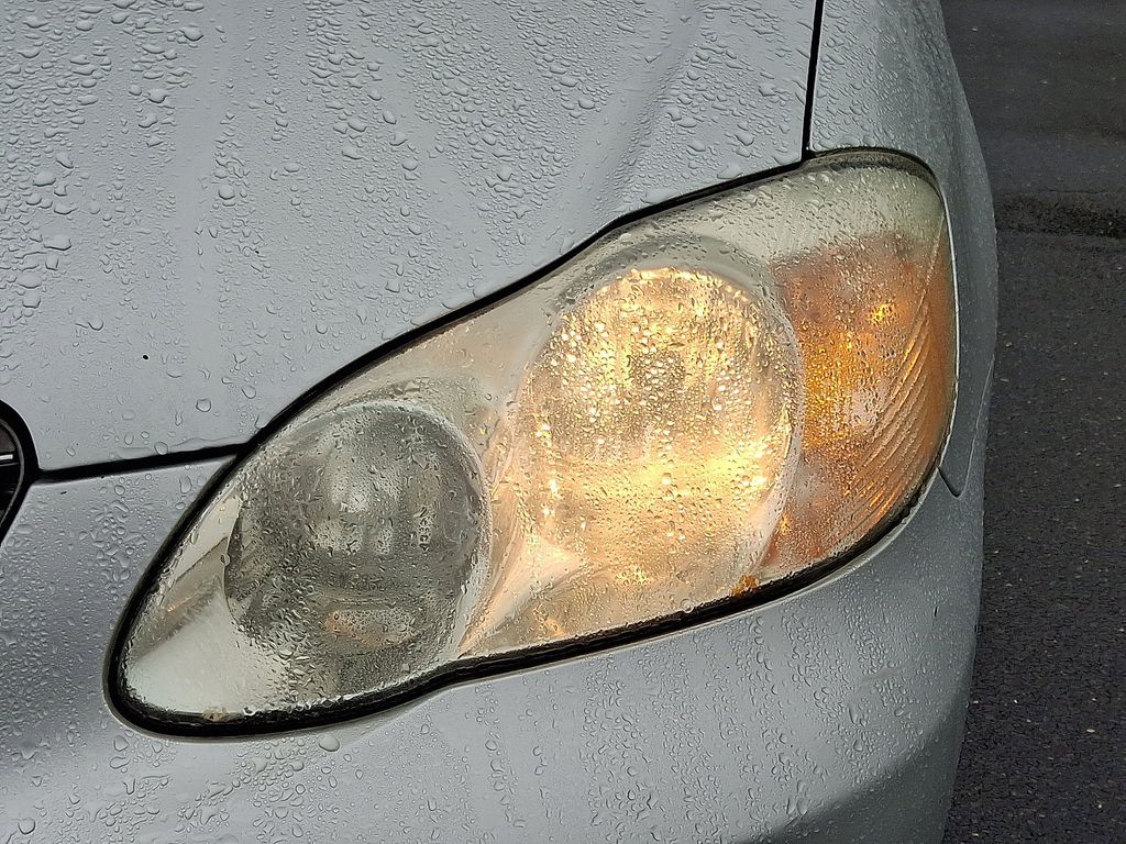 Thumbnail: 2003 Toyota Corolla - 11