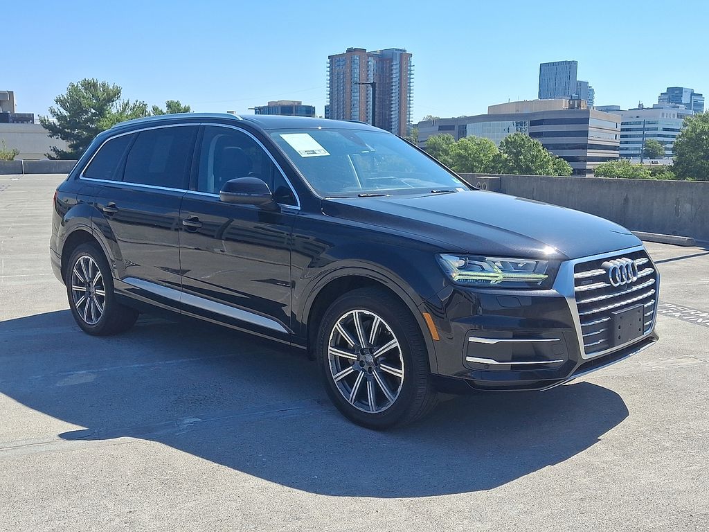 Thumbnail: 2019 Audi Q7 - 7