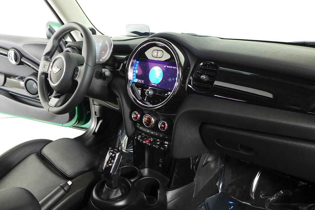 2023 MINI Cooper S 13